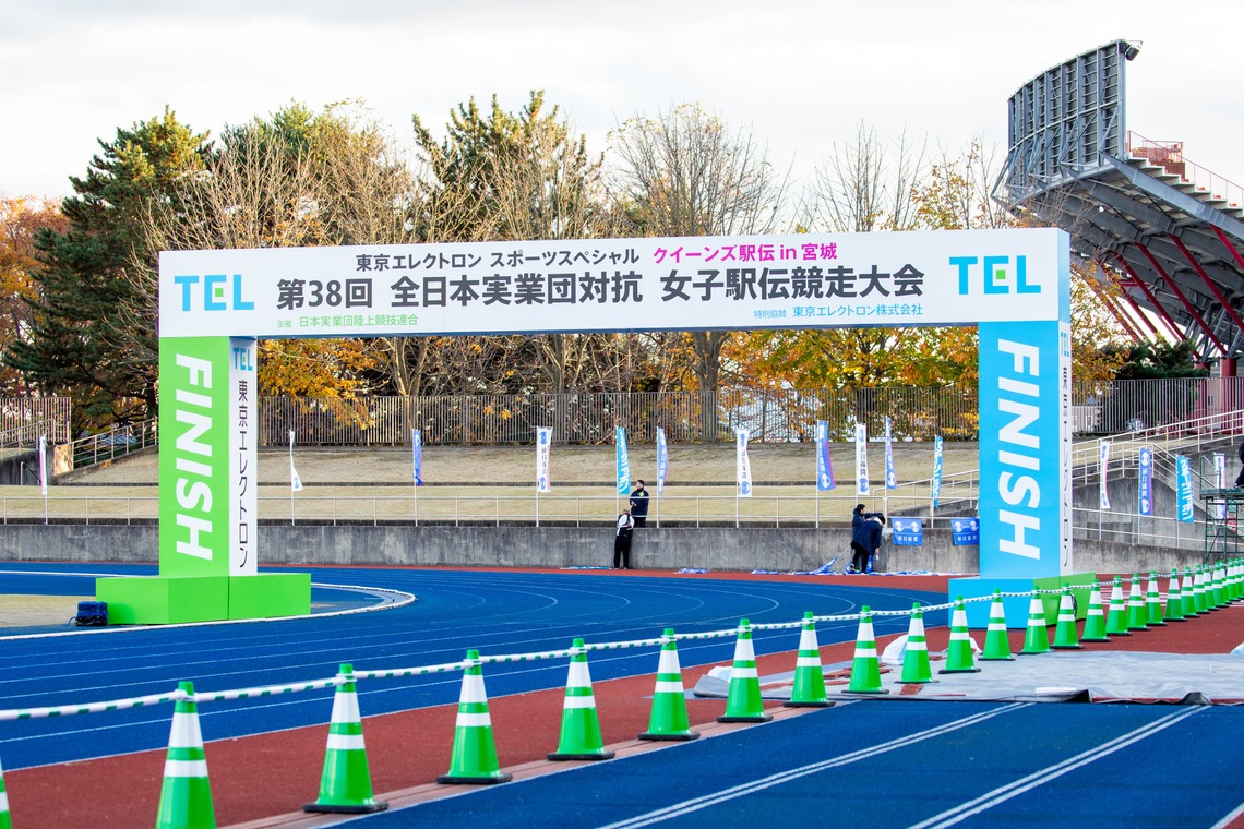 踊るカメラマンAKIRAが撮影した写真のアルバム「スポーツイベントフォト」
