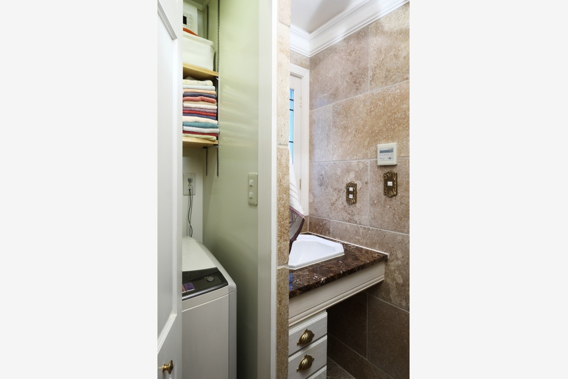 森安　照が撮影した「インテリア」の写真