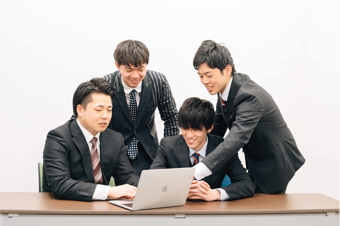 遥南　碧が撮影した写真のアルバム「ビジネスポートレート」