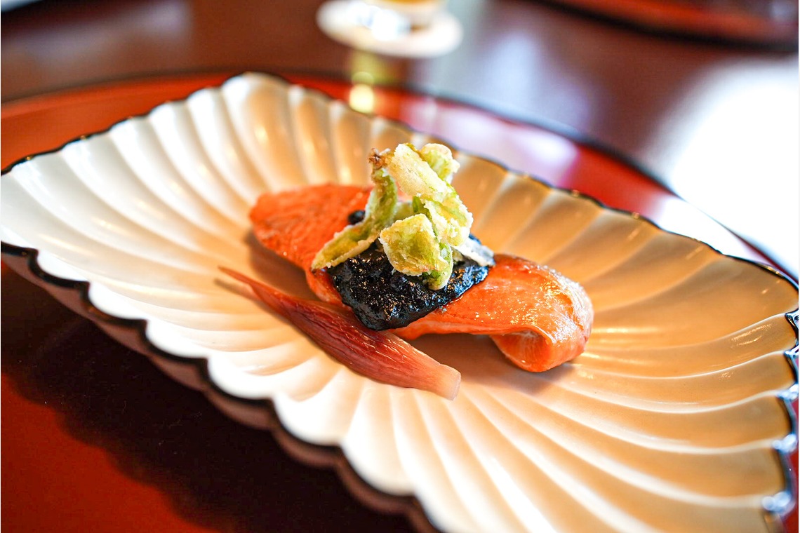 THALISHが撮影した写真のアルバム「お食い初め」