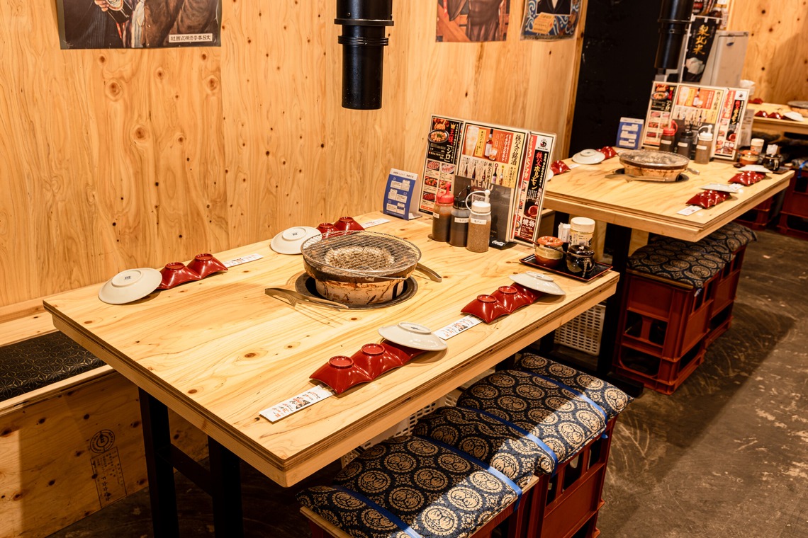 内藤駿介が撮影した写真のアルバム「ホルモン・焼肉屋さんの内外観撮影でした。」