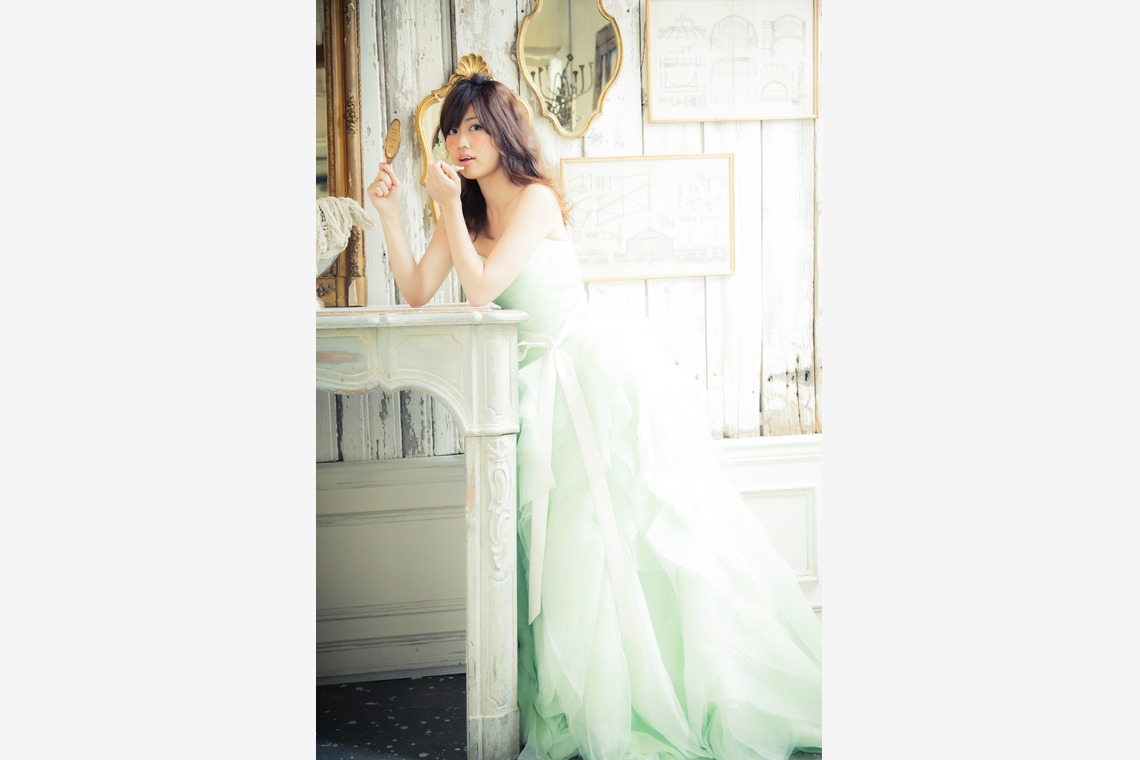 ストロベリーピクチャーズが撮影した写真のアルバム「FrenchChic」