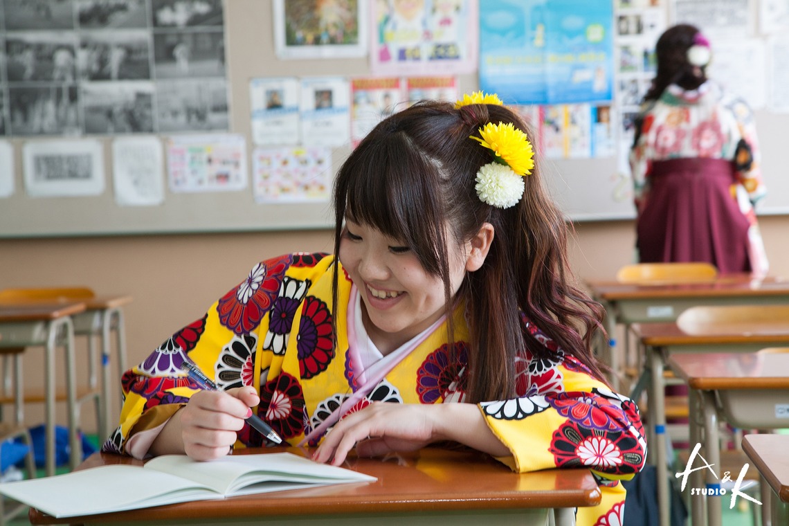 A&K STUDIO CO.,LTD.（上野 晃嗣）が出張撮影した家族写真(キッズ,ベビーフォト)などが写った「卒業式」の家族写真