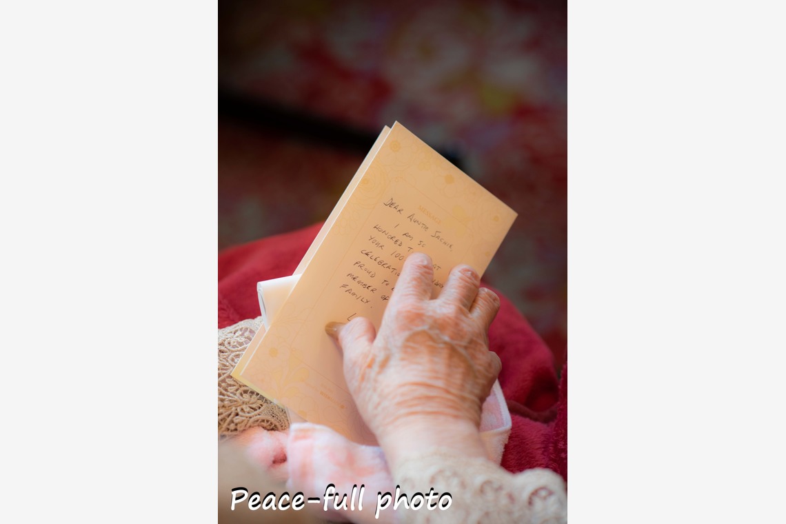 Peace-full photoが出張撮影した家族写真(キッズ,ベビーフォト)などが写った「かぞくの時間」の家族写真