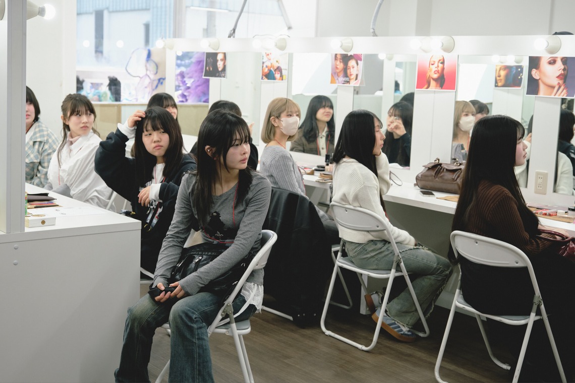 Tatsuyaが撮影した写真のアルバム「バンタンデザイン研究所 SPRING FESTIVAL」