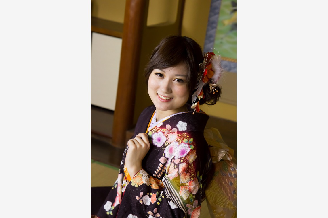 スマイルハンターが出張撮影した家族写真(キッズ,ベビーフォト)などが写った「成人式フォト」の家族写真