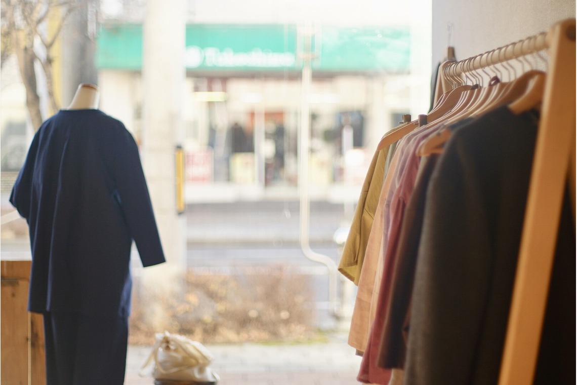 神部葵が撮影した「HIMLEN07store」の写真