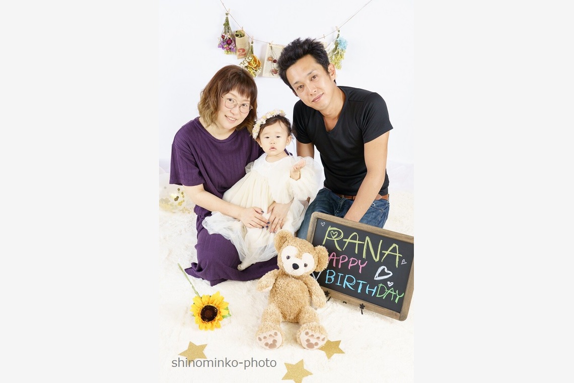 しのみんこフォトが出張撮影した家族写真(キッズ,ベビーフォト)などが写った「お誕生日・初節句・結婚記念日・旅行・スポーツなど」の家族写真