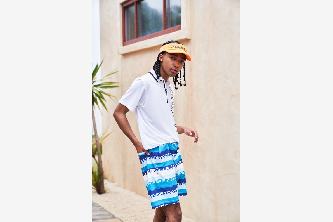 坂元寿行が撮影した写真のアルバム「ゴルフウェア商品の撮影」