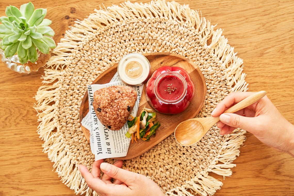 坂元寿行が撮影した写真のアルバム「ポタージュ撮影」