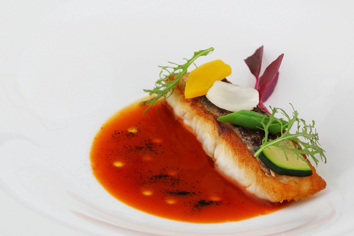 森安　照が撮影した写真のアルバム「イタリアン・レストランメニュー」