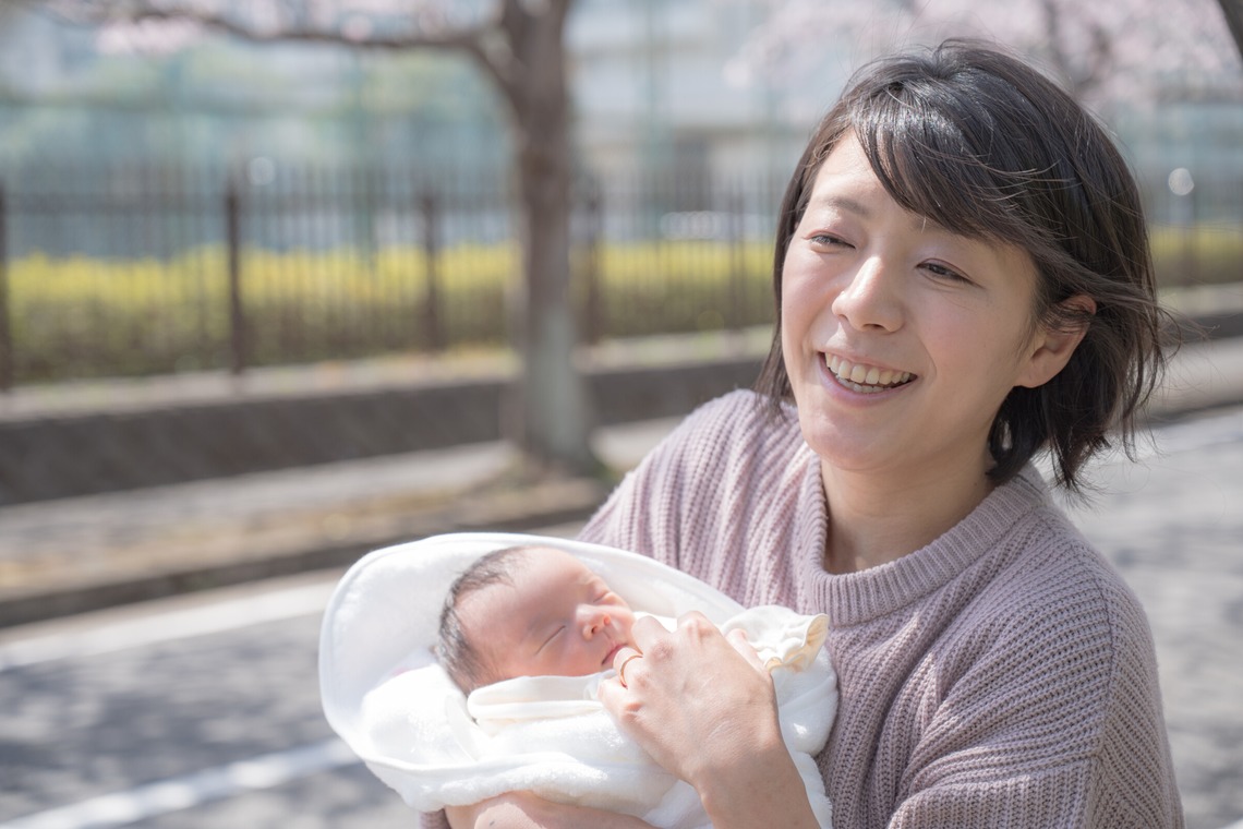 高木勇斗が出張撮影した家族写真(キッズ,ベビーフォト)などが写った「親子」の家族写真