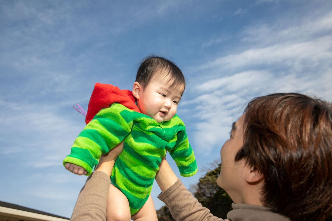 岩坪眞一郎が撮影した家族写真の出張撮影のアルバム「誕生日記念撮影」