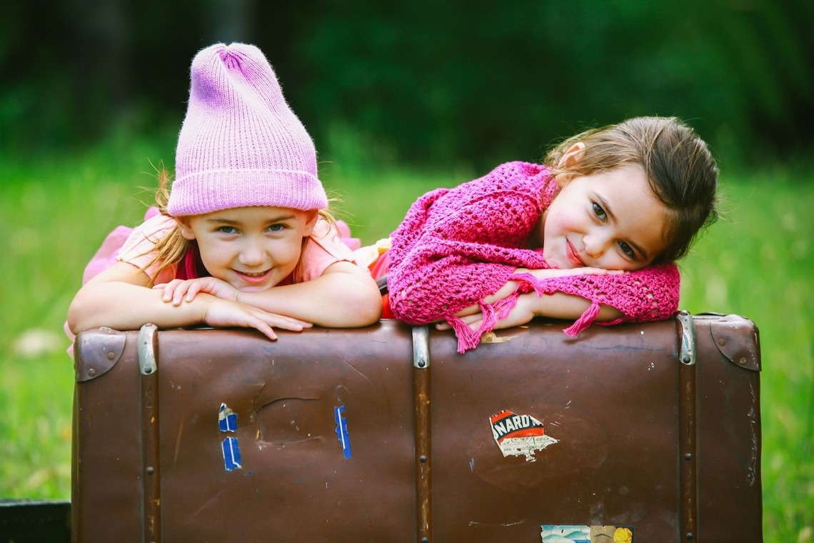 シドニー・クリエイティブフォトグラフィーが出張撮影した家族写真(キッズ,ベビーフォト)などが写った「Family Children and Newborn Babies （家族撮影、お子様、新生児撮影）」の家族写真