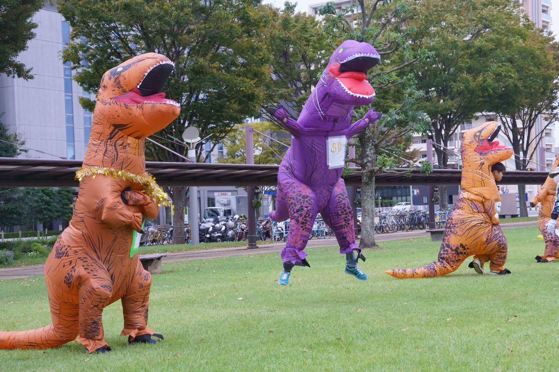 出張撮影くろめっとが撮影した「ティラノレース」の写真