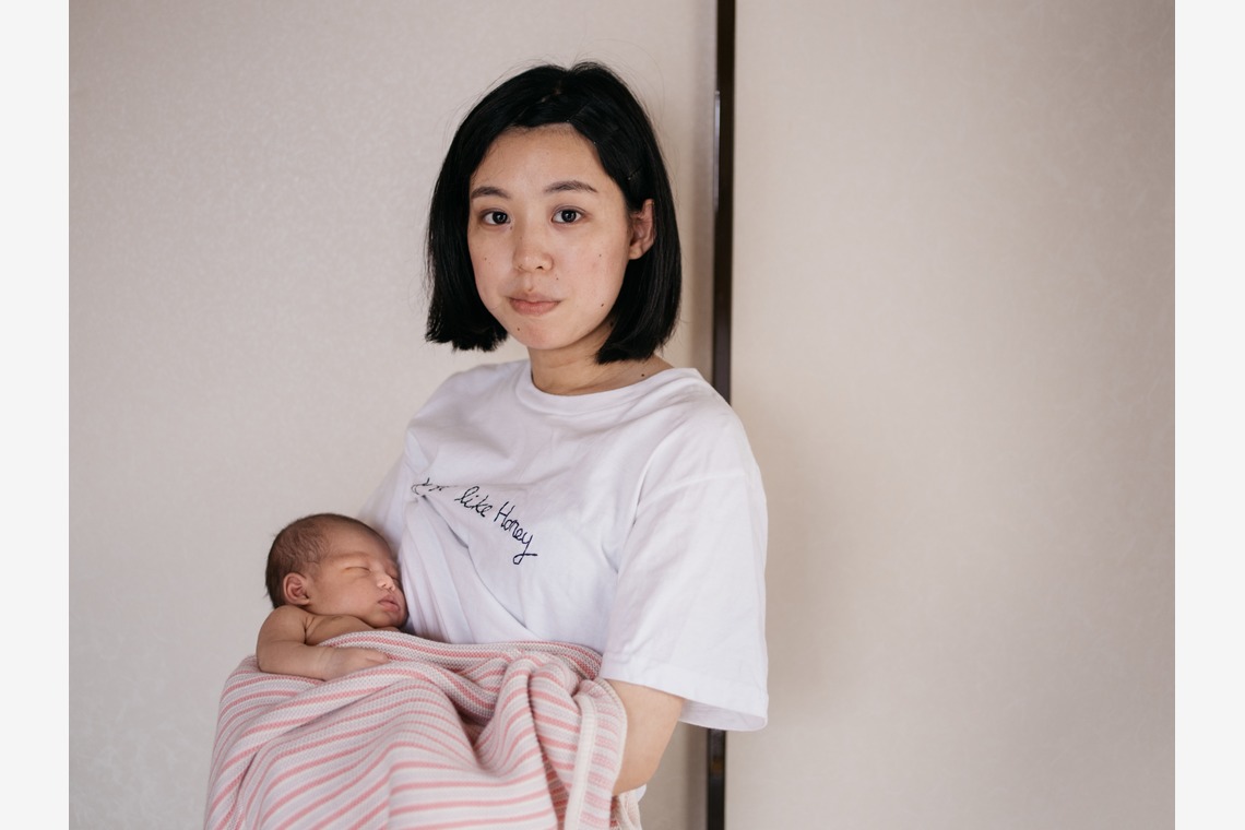 植村由理が撮影したスタジオ撮影のアルバム「マリちゃん」