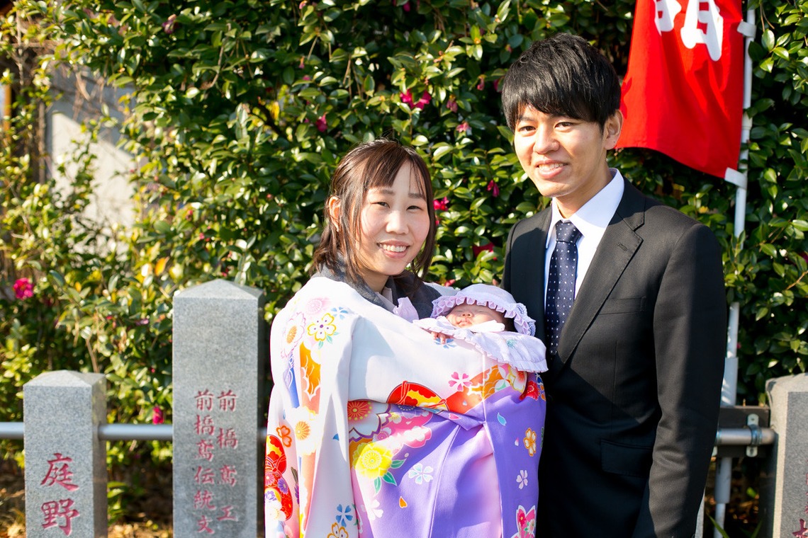 タカラモノ.foto　群馬の出張撮影カメラマンが出張撮影した家族写真(キッズ,ベビーフォト)などが写った「赤ちゃん・お宮参り出張撮影」の家族写真