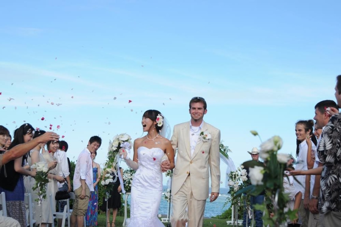 Album of the Honeymoon Photo Shoot taken by Avenir - wedding