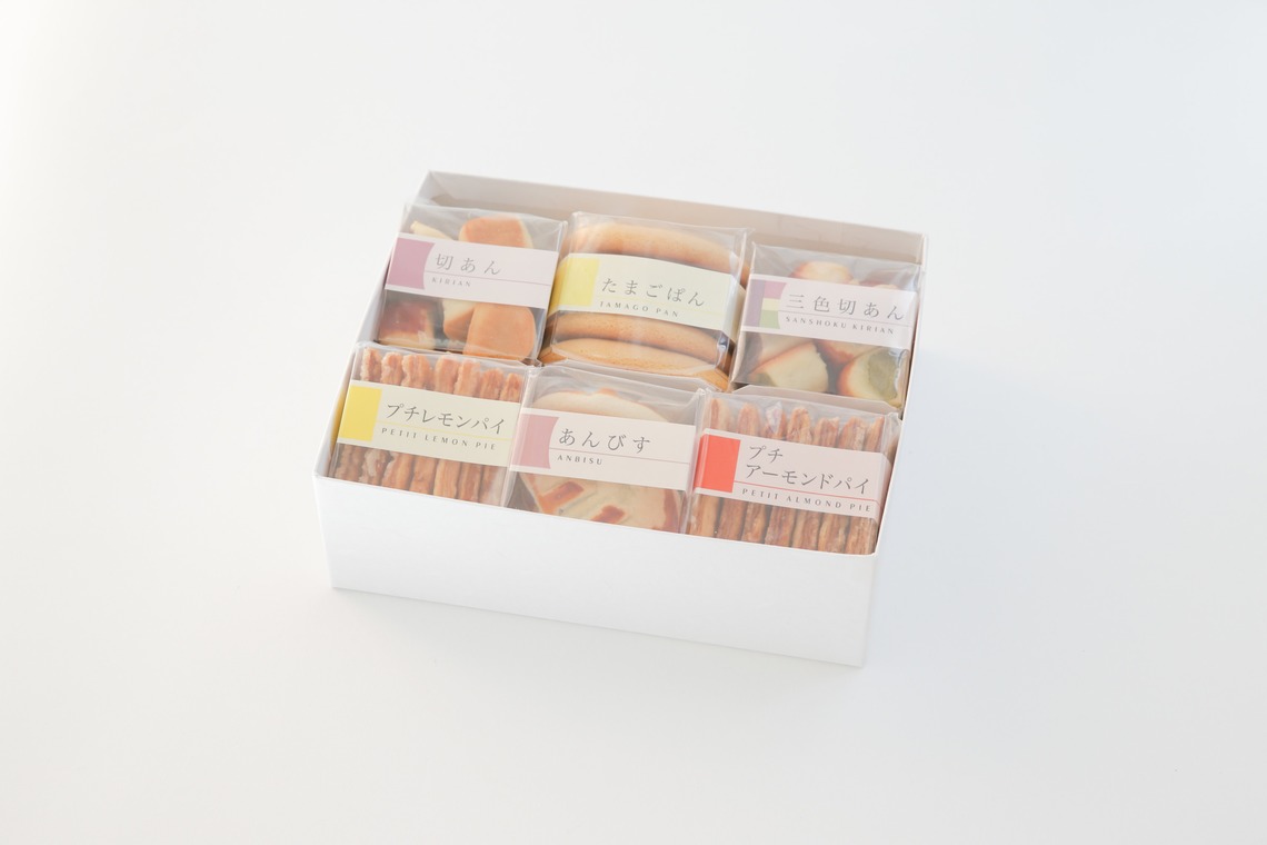 眞田 厚司が撮影した写真のアルバム「ブツ撮り」