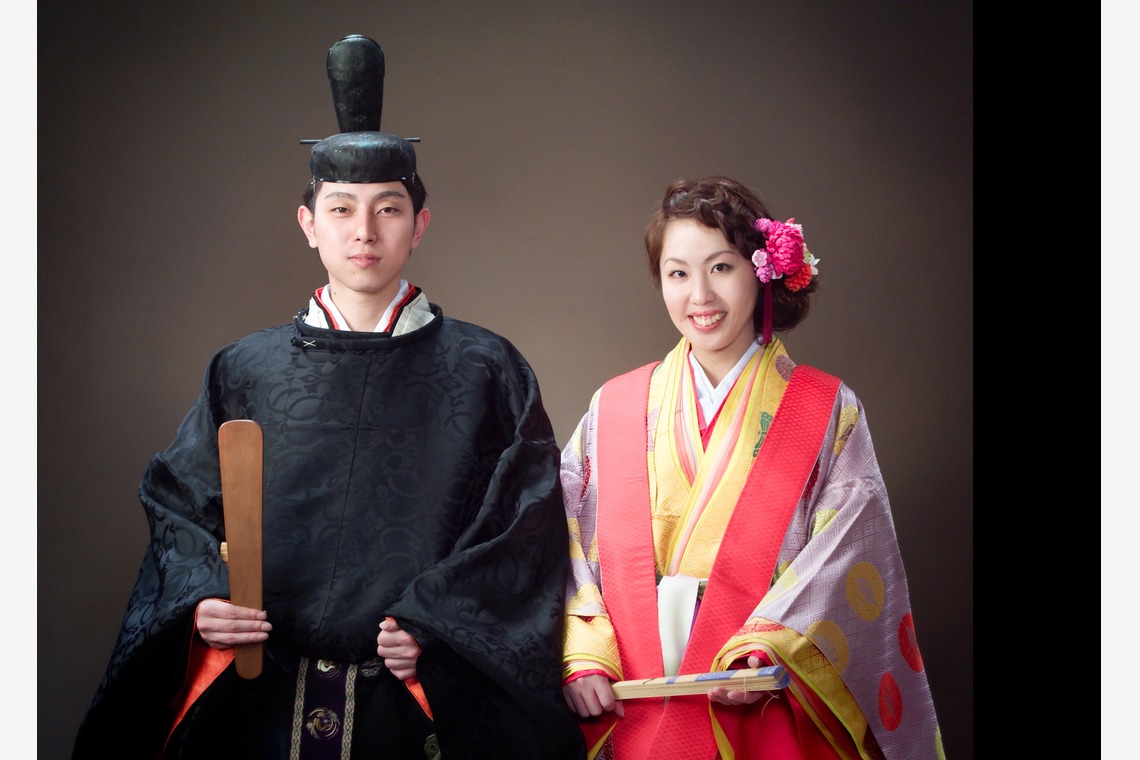 京都・中尾写真場が撮影した写真のアルバム「装束婚礼フォト」