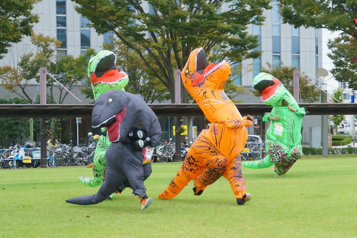 出張撮影くろめっとが撮影した「ティラノレース」の写真