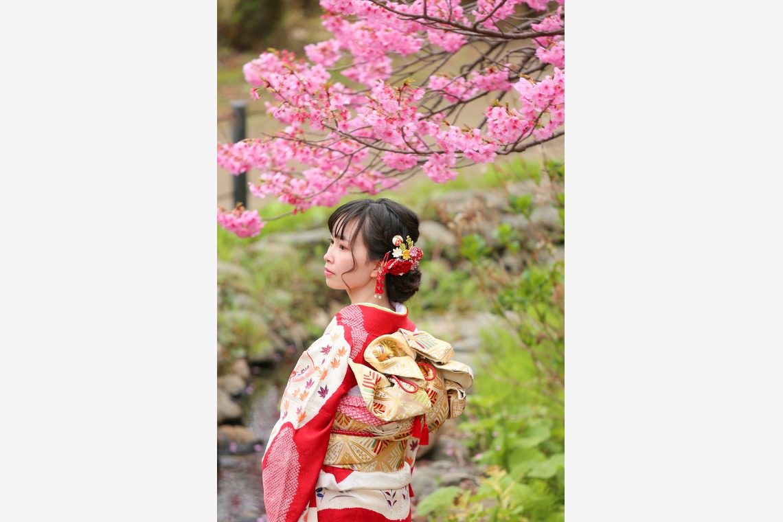 出張撮影　FotoMatograph　間藤　恒が撮影した成人式撮影のアルバム「22.03.29あらい様」