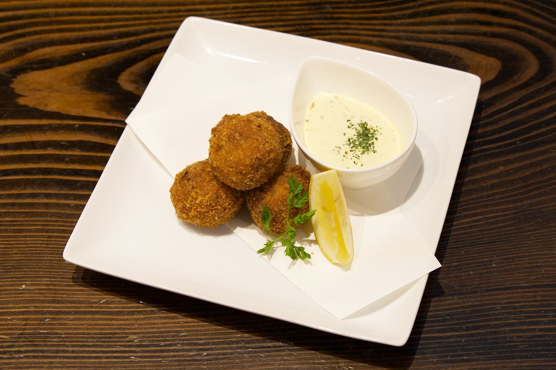 樋上　将太が撮影した写真のアルバム「牛すじカレー専門店　もんま食堂」