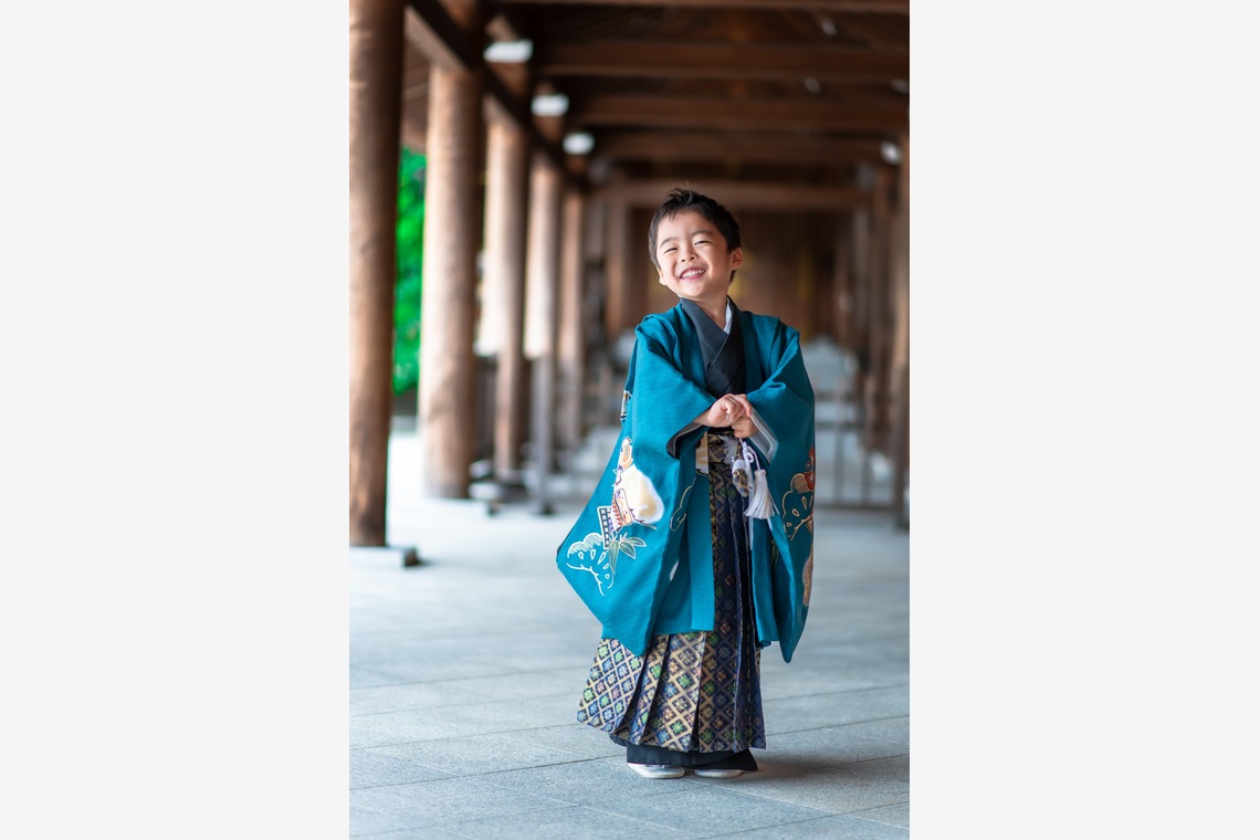 サキヤマ リエが撮影した「5歳男の子・笑顔いっぱい七五三＠寒川神社」の写真