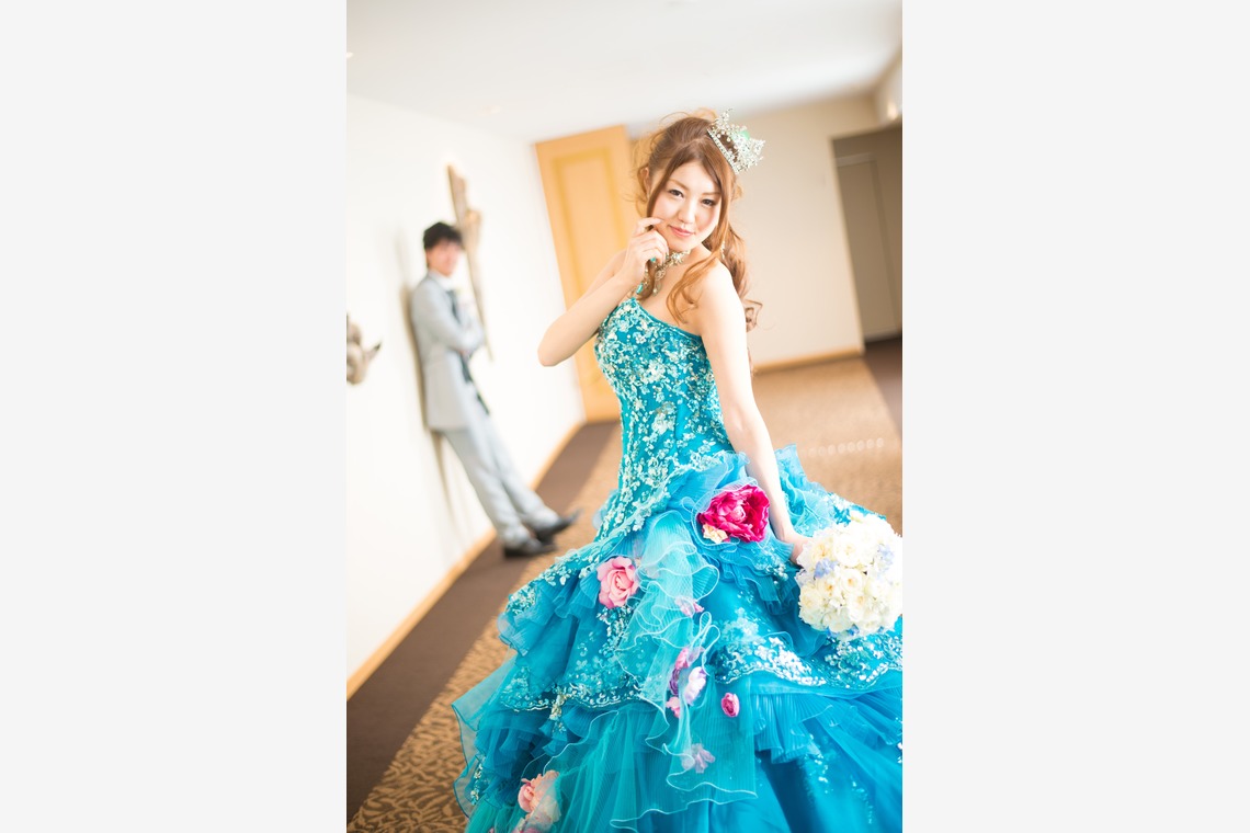 PIC WEDDING PHOTO（岩本 竜弥）が撮影した写真のアルバム「カラードレス」