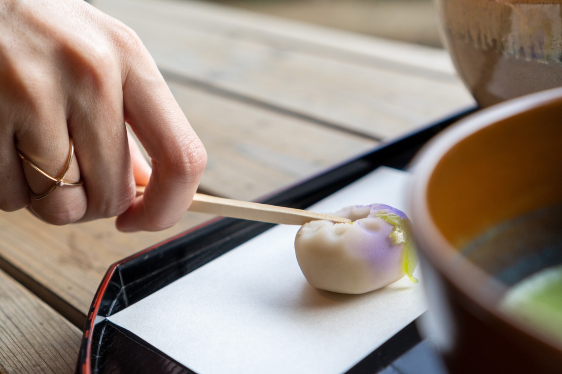 パッチー・クリエイツが撮影した写真のアルバム「ビジネス関連」