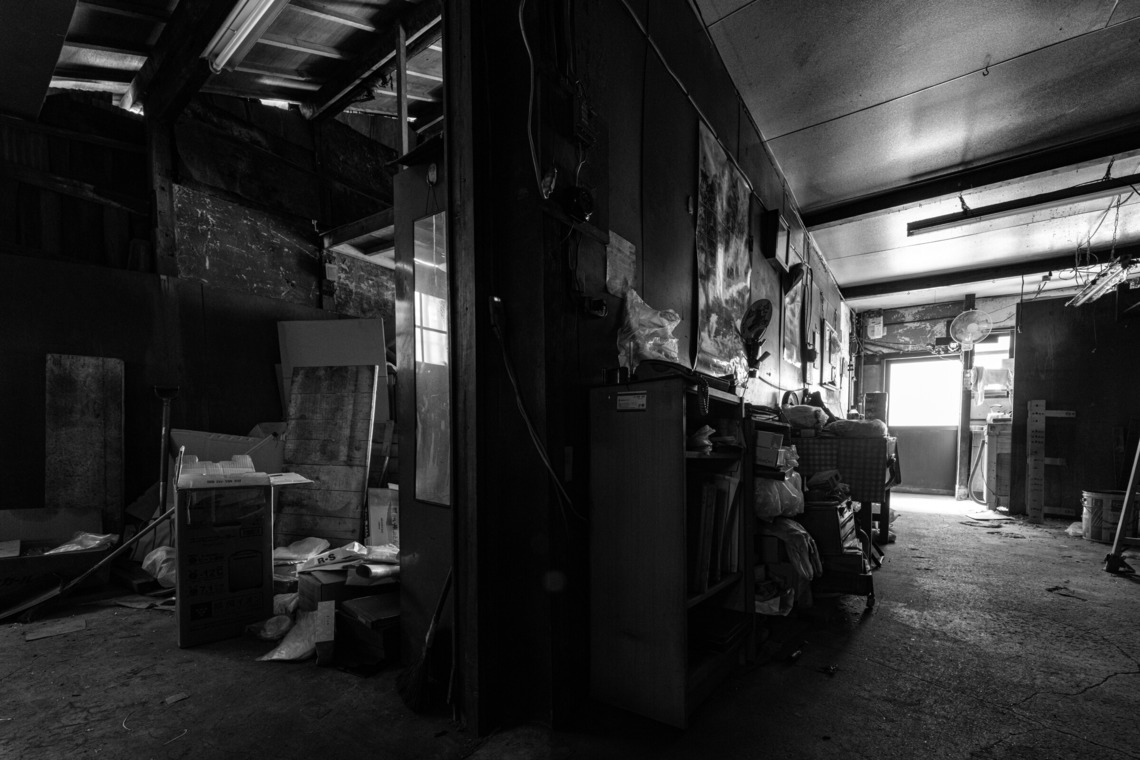 スタジオファンタスが撮影した写真のアルバム「人間ドキュメンタリー」