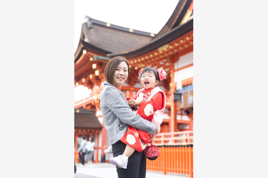 株式会社Ervaが撮影した写真のアルバム「七五三撮影（伏見稲荷）」