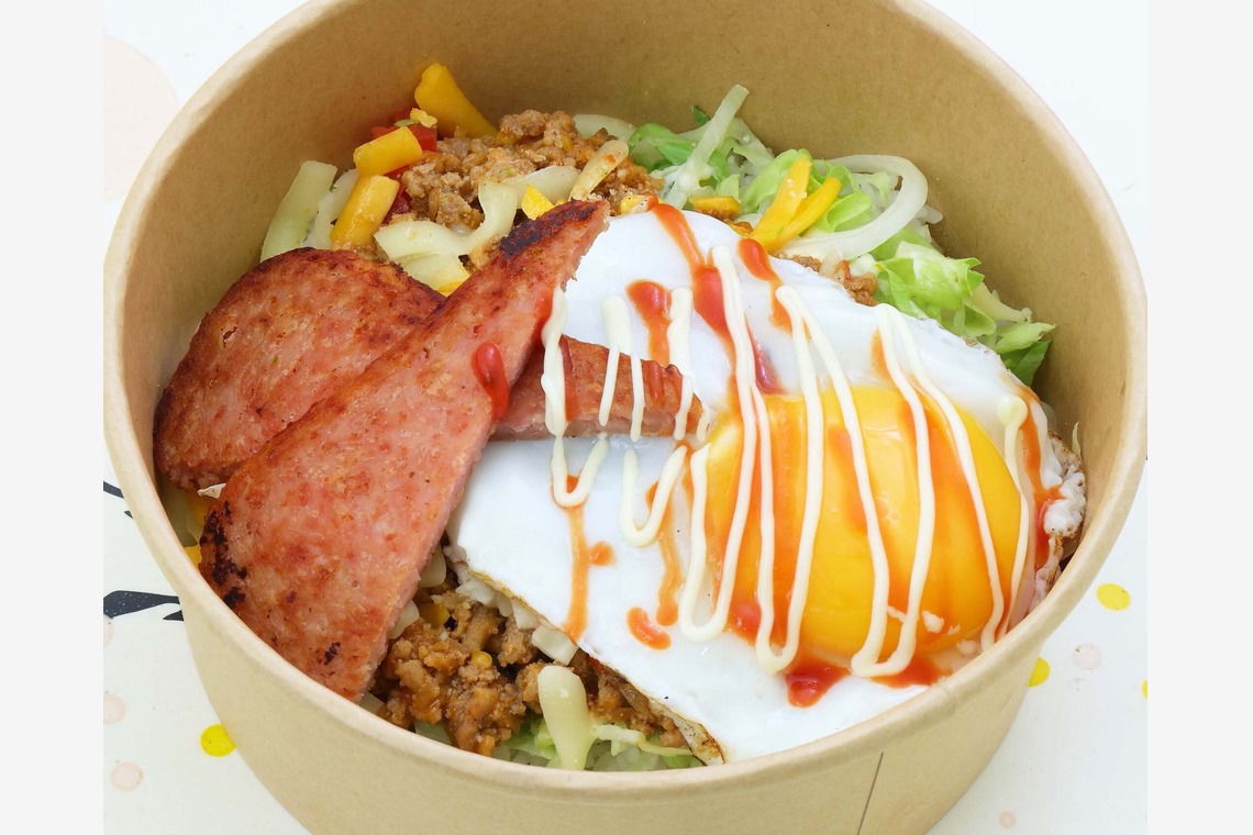 森安　照が撮影した「肉丼・タコライス」の写真