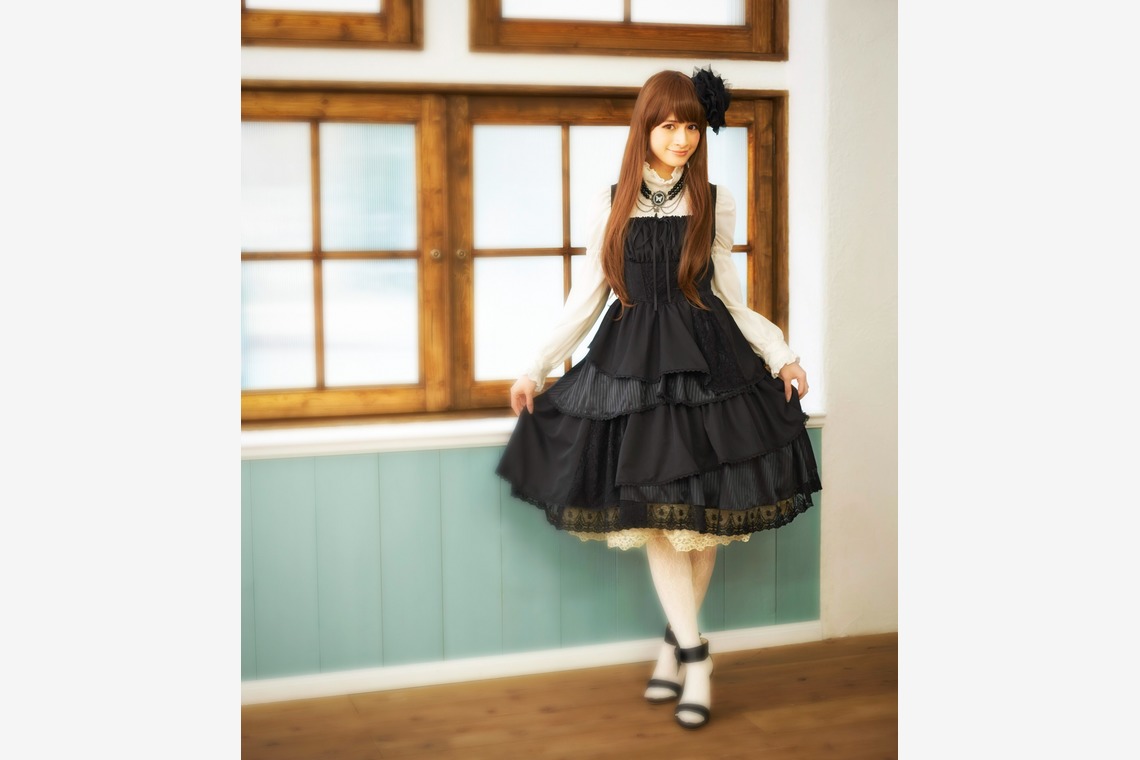 増元幸司が撮影した写真のアルバム「モデル」