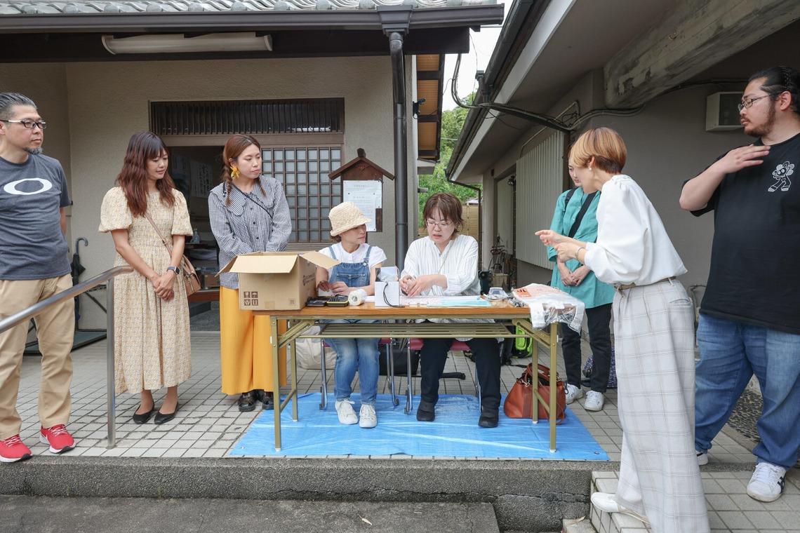 ちずカメラが撮影した「写真家　橘田龍馬さんの子供写真教室の様子」の写真