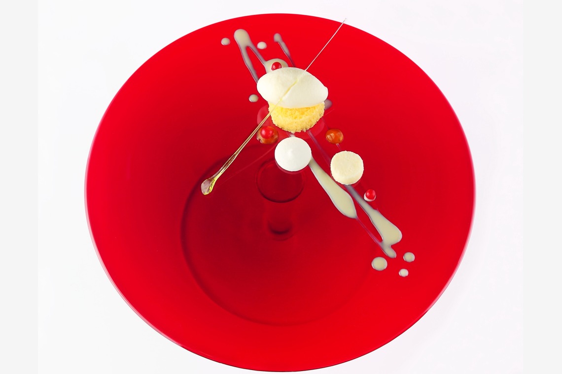 森安　照が撮影した写真のアルバム「洋食」