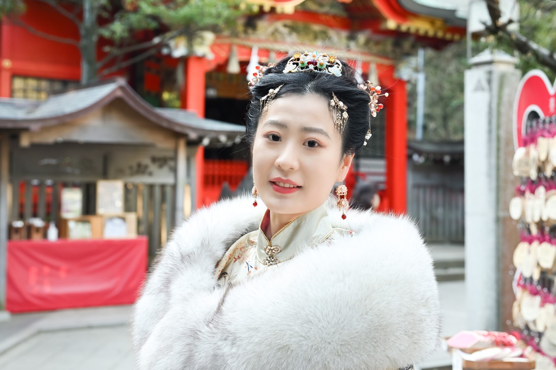 寫樂斎が撮影した「大学卒業記念（江の島）」の写真