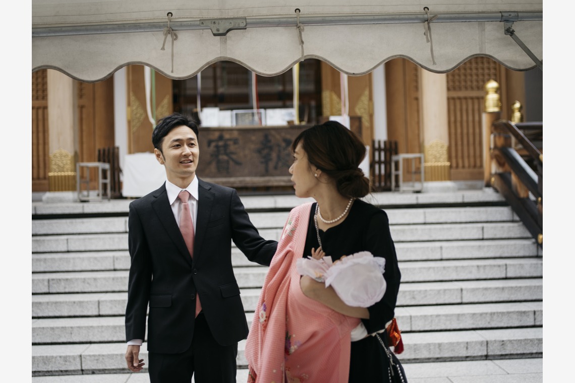 植村由理が出張撮影した家族写真(キッズ,ベビーフォト)などが写った「お宮参り at 水天宮」の家族写真