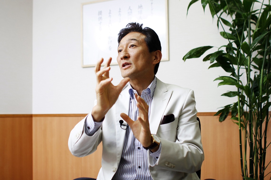 堀修平写真事務所が撮影した「インタビュー」の写真