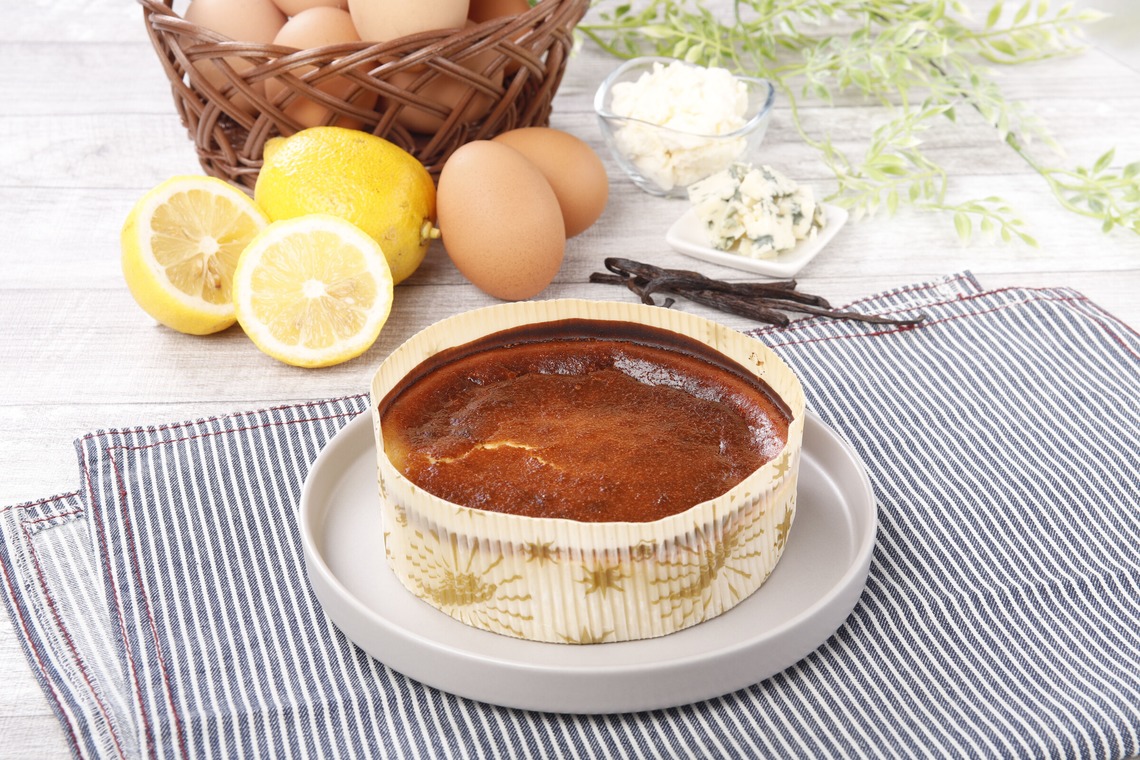 日高恵が撮影した「自宅スタジオ」の写真