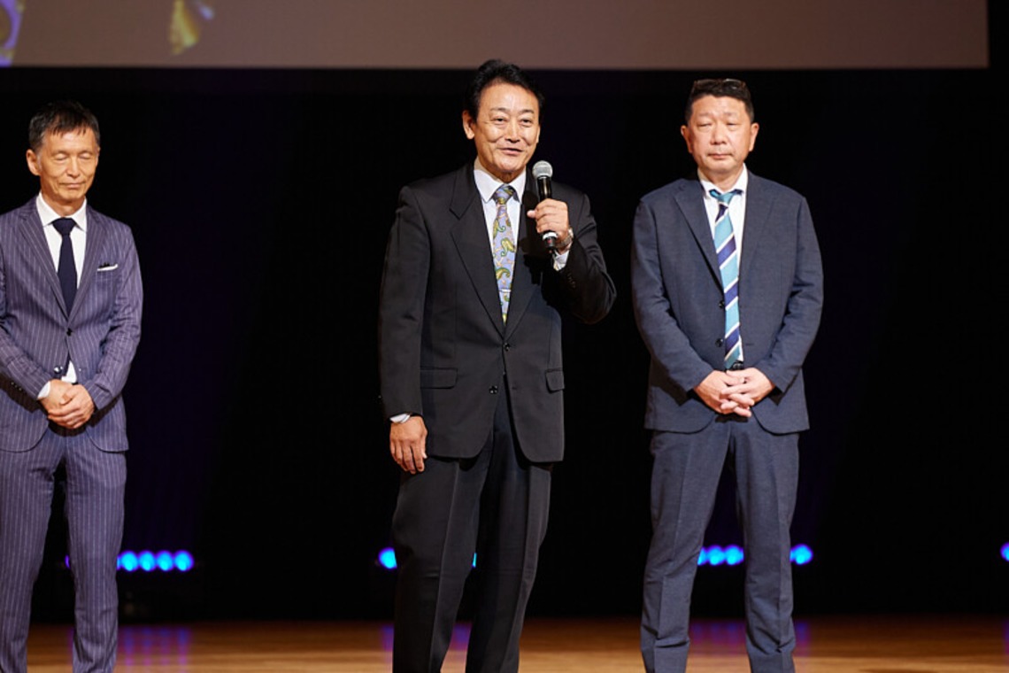 岩瀬泰治が撮影した「表書式」の写真