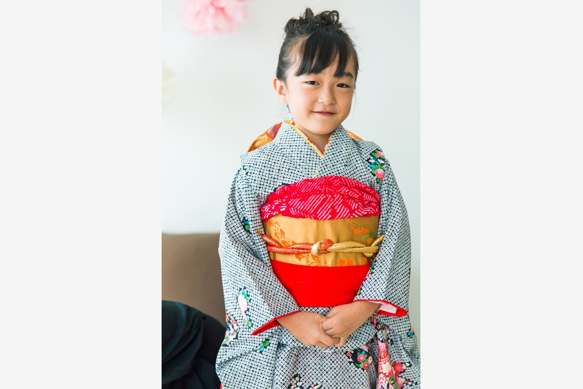 Nobuhiro Toyaが出張撮影した家族写真(キッズ,ベビーフォト)などが写った「七五三フォト@エミリィ代官山スタジオ」の家族写真