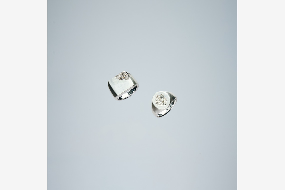 菅野恵太が撮影した写真のアルバム「ファッション物撮り」