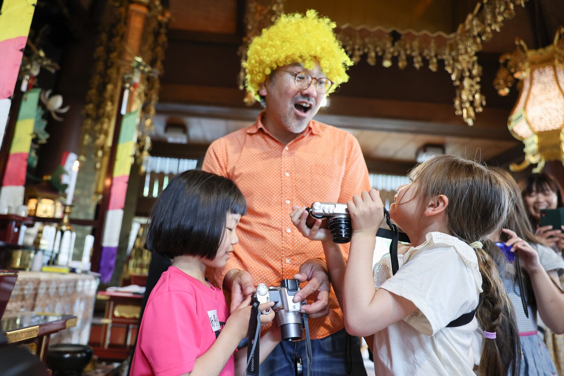 ちずカメラが撮影した「写真家　橘田龍馬さんの子供写真教室の様子」の写真
