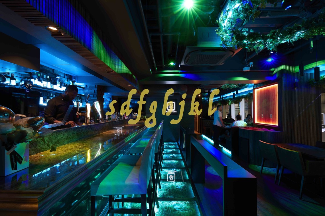 西原毅が撮影した「店舗内観、外観、住宅」の写真