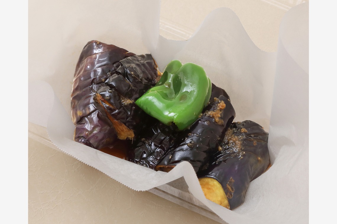 森安　照が撮影した写真のアルバム「おむすび・惣菜」