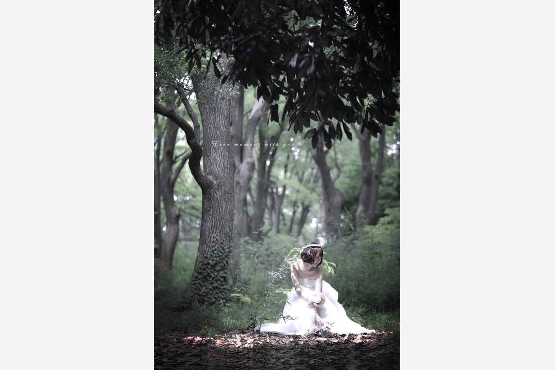 Photo of outdoor pre wedding photos taken by STUDIO AQUA