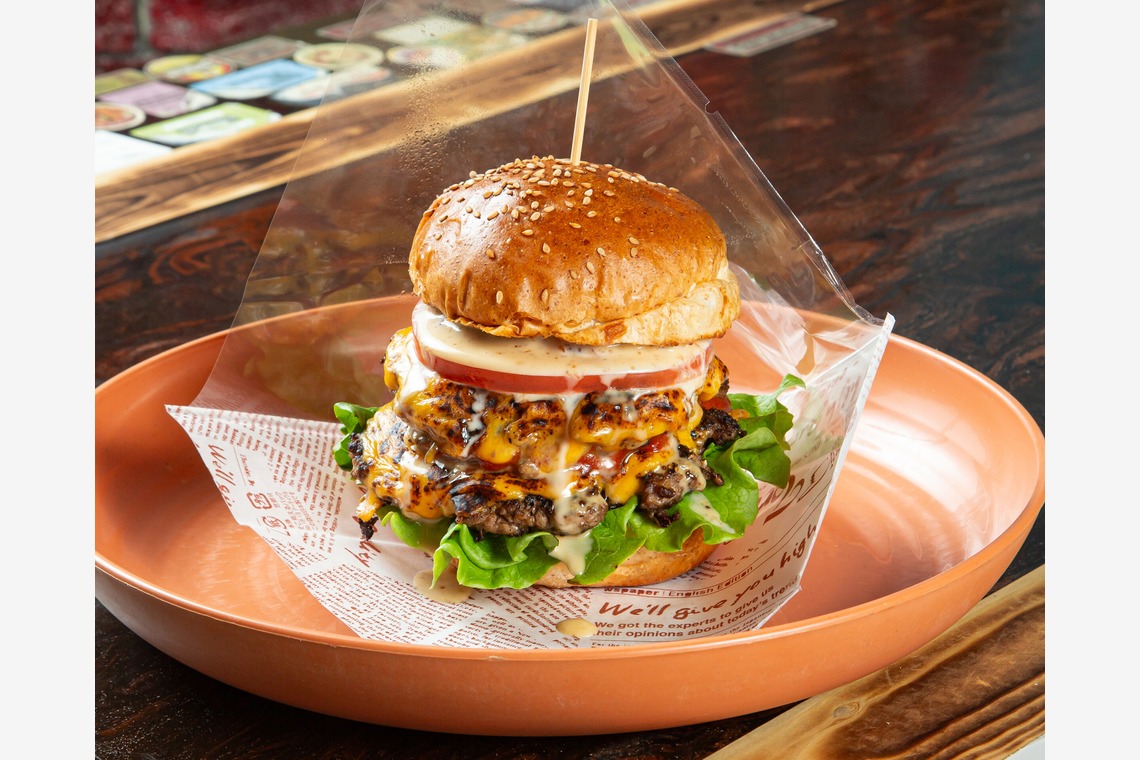 studio aluc ~スタジオ アルク~が撮影した写真のアルバム「クラフトハンバーガー」