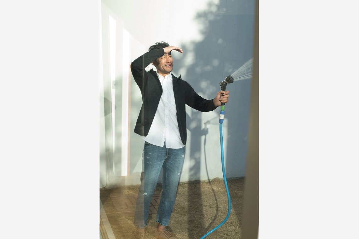 恩田拓治写真事務所が撮影した「アパレル撮影」の写真