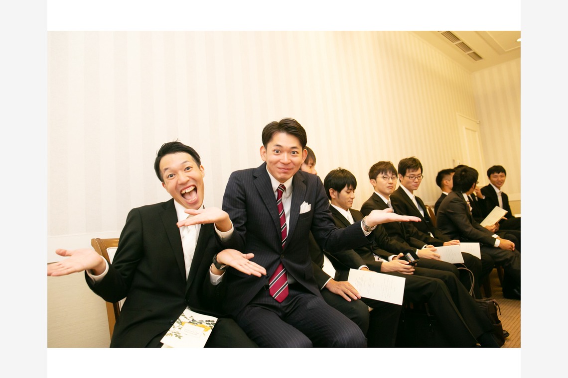 人見写真事務所が撮影した写真のアルバム「大阪　挙式・披露宴」